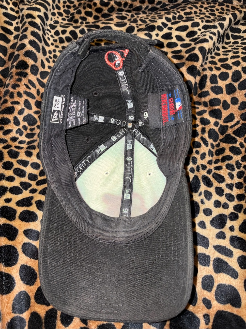 Hat - Picture 2 of 7